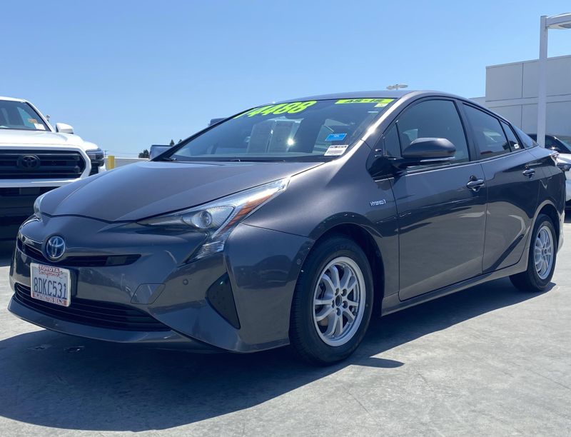 Used 2018 Toyota Prius ThreeImage 6