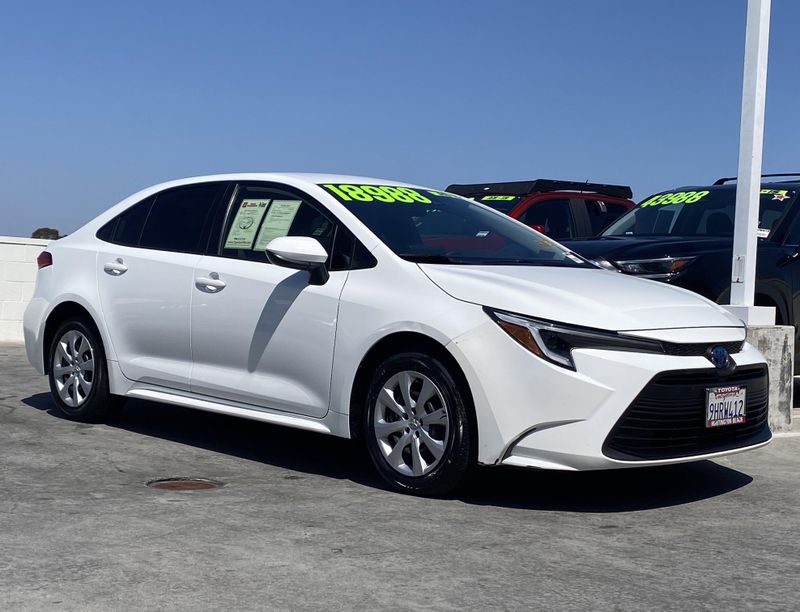 Used 2023 Toyota Corolla LEImage 2