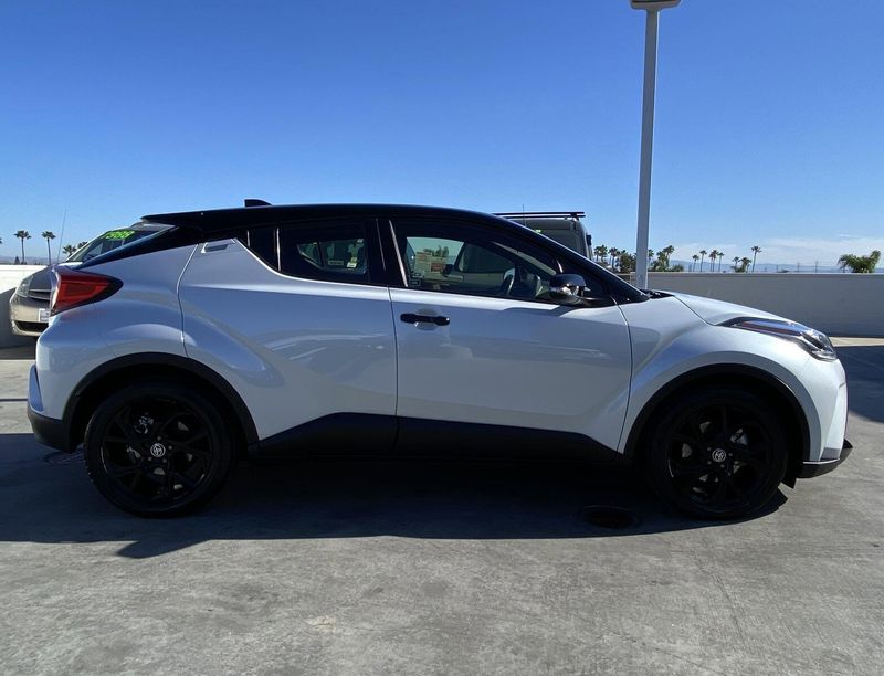 2022 Toyota C-HR NightshadeImage 3