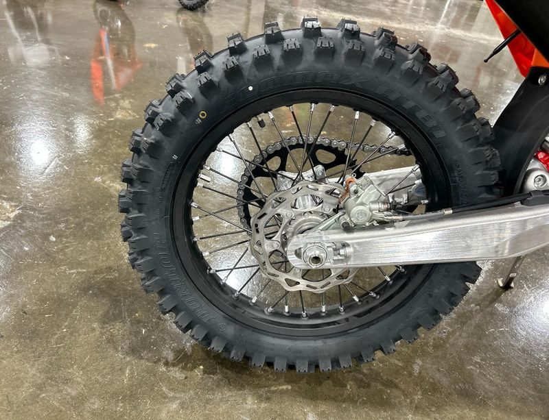 New 2025 KTM 450 XCF-W Image 17