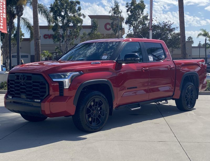 New 2026 Toyota Tundra Limited HybridImage 6