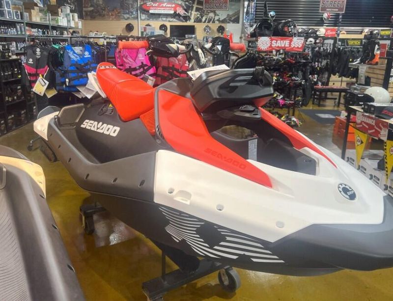 New 2025 Sea-Doo SPARK FOR 3 90 TRIXX (SOUND SYSTEM) Image 15