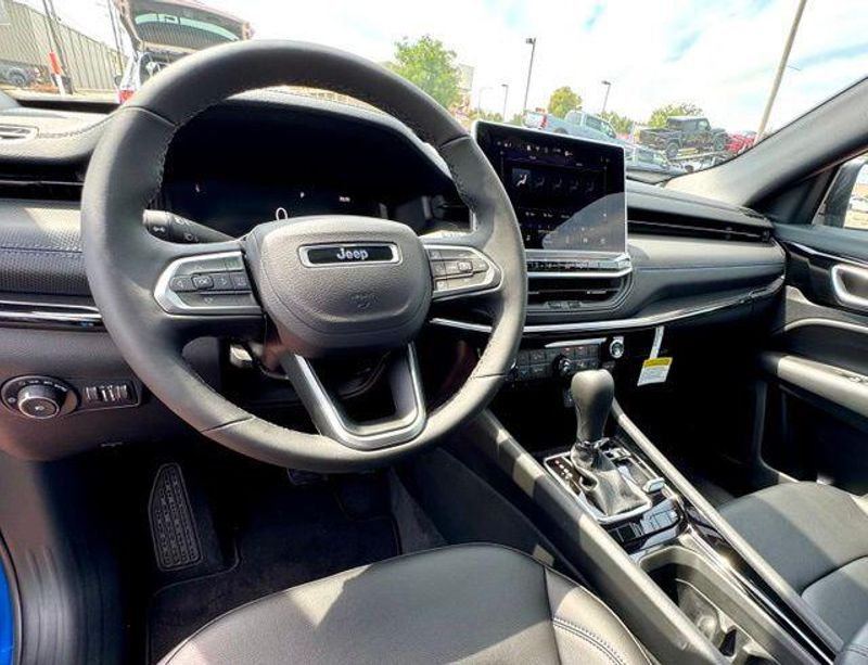 New 2026 Jeep Compass Limited Altitude 4x4Image 9