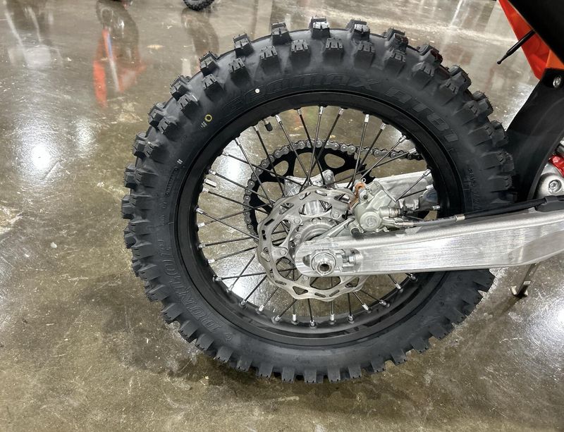 2025 KTM 450 XCF-W Image 11