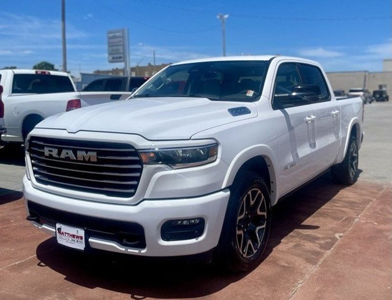 2025 RAM 1500 Laramie Crew Cab 4x4 5