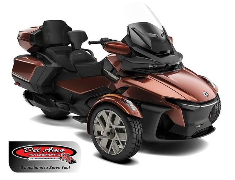 New 2026 Can-Am SPYDER RT SEA-TO-SKY (SE6) Image 1