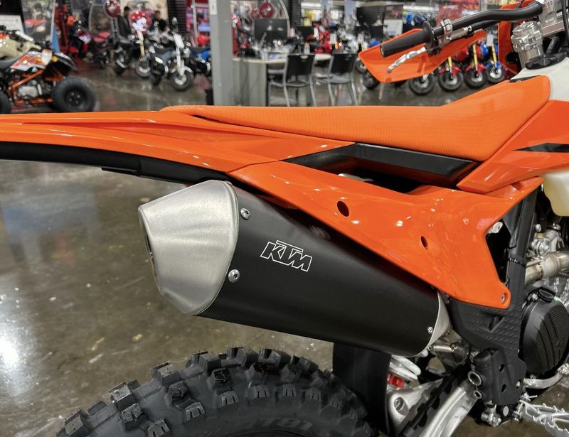 2025 KTM 450 XCF-W Image 6