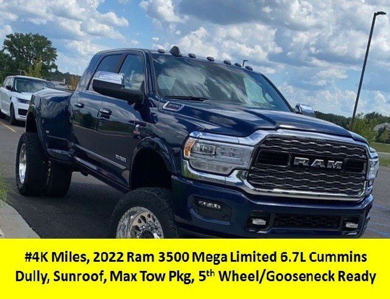 2022 RAM 3500 Limited Mega Cab 4x4 Lakeshore Chrysler Jeep Dodge (231) 500-5209 lakeshorechryslerjeep.com 
