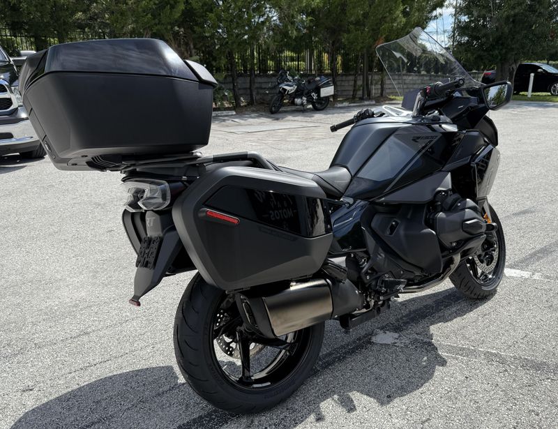 New 2026 BMW R 1300 RT 