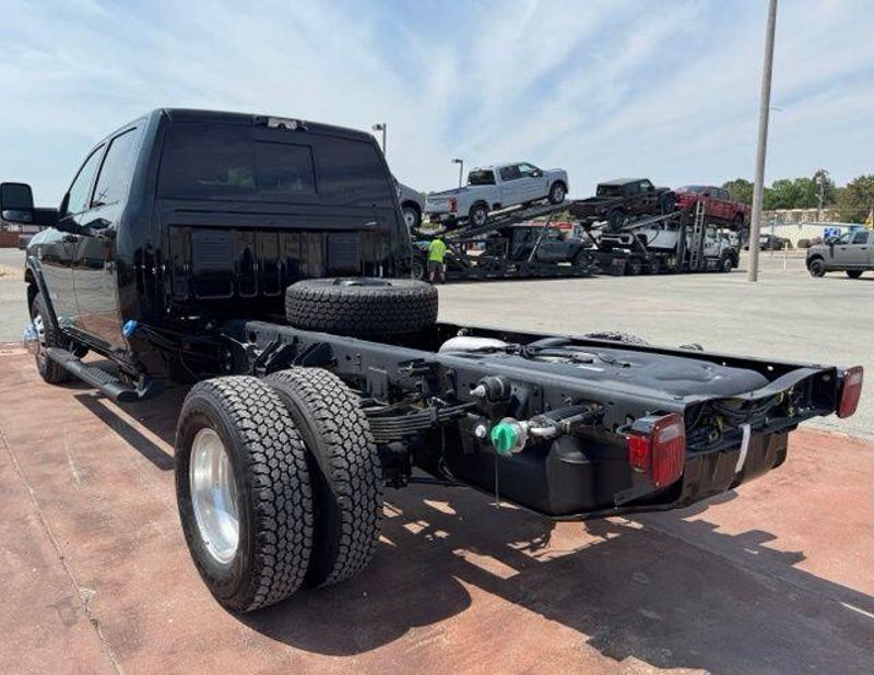 New 2027 RAM 3500 Chassis Cab Big HornImage 7