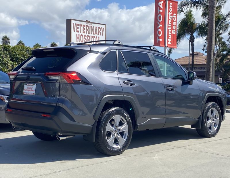 New 2025 Toyota RAV4 Hybrid LEImage 3
