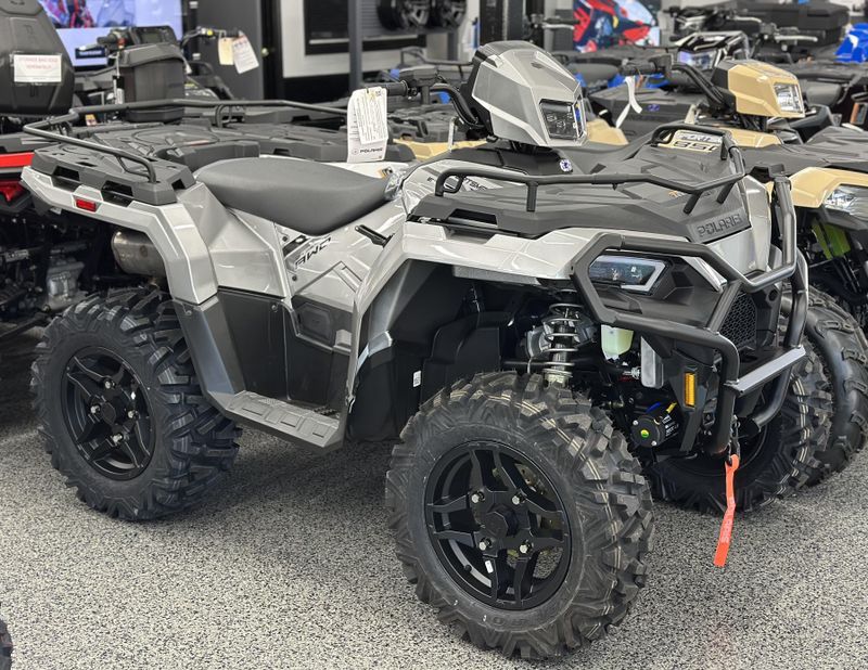 New 2025 Polaris SPORTSMAN 570 ULTIMATE Image 1