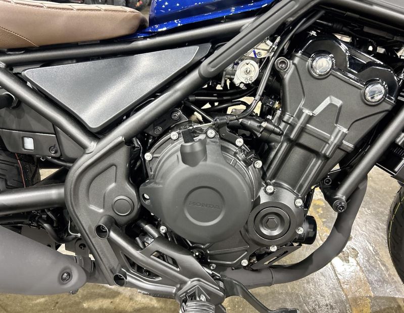 2025 Honda REBEL 500 ABS SE Image 3