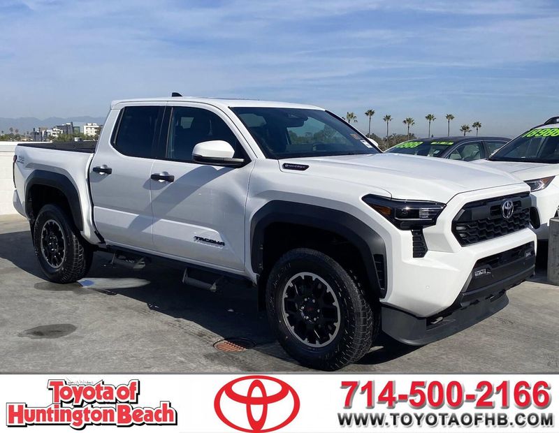 2024 Toyota Tacoma TRD Off Road HybridImage 1