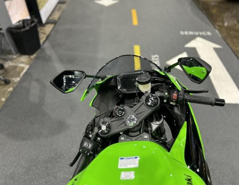 New 2026 Kawasaki NINJA ZX-6R Image 9