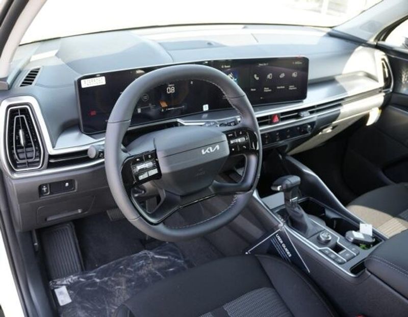 New 2026 Kia Sorento LXImage 10