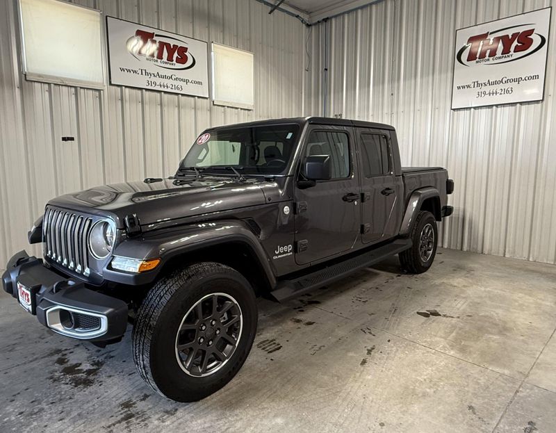 Used 2020 Jeep Gladiator OverlandImage 15