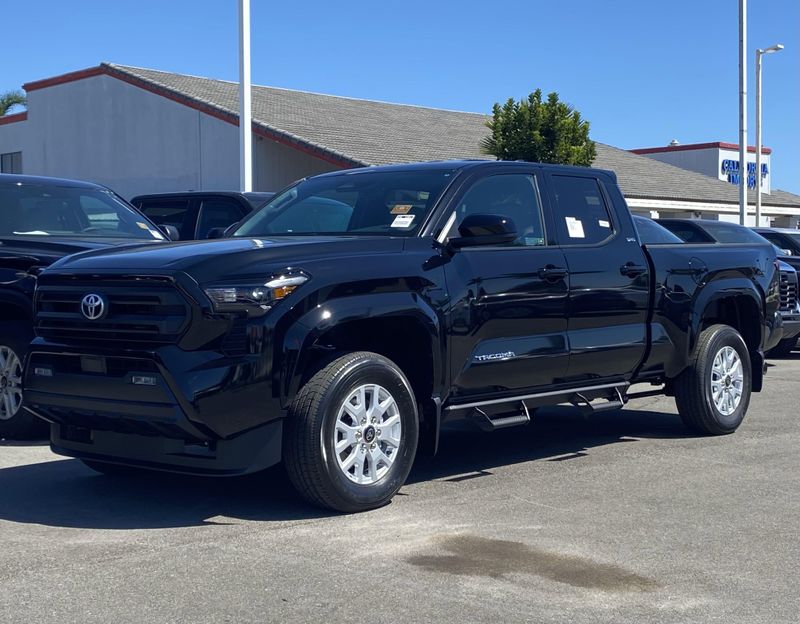 New 2025 Toyota Tacoma SR5Image 6