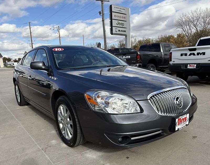 Used 2010 Buick Lucerne CXLImage 33