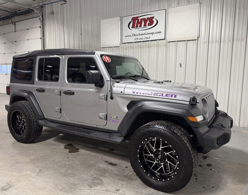 Used 2019 Jeep Wrangler Unlimited SportImage 1