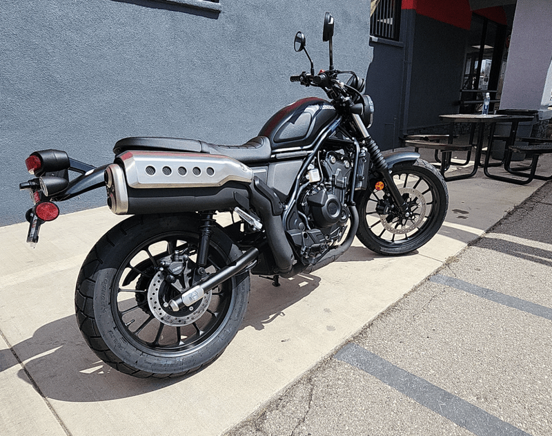 New 2025 Honda SCL500 Image 3