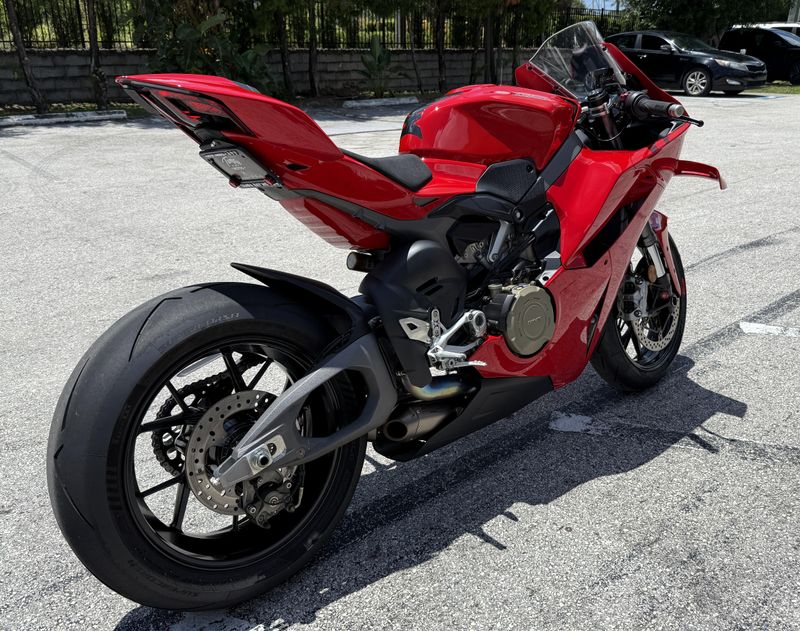 Used 2025 Ducati Panigale V4 