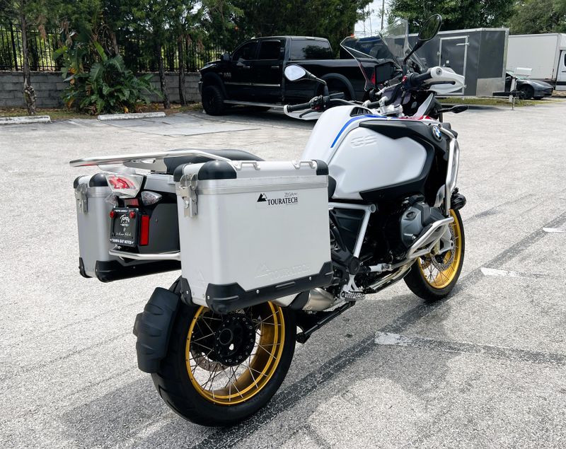 2022 BMW R 1250 GS Adventure
