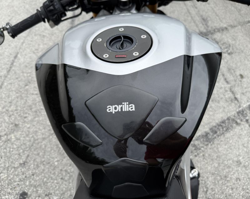 2017 Aprilia Tuono V4 1100 Factory ABS 