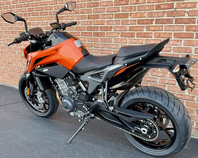 2024 KTM Duke 790Image 5