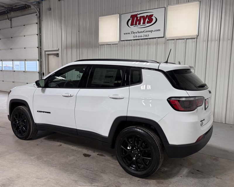 New 2026 Jeep Compass Latitude Altitude 4x4Image 14