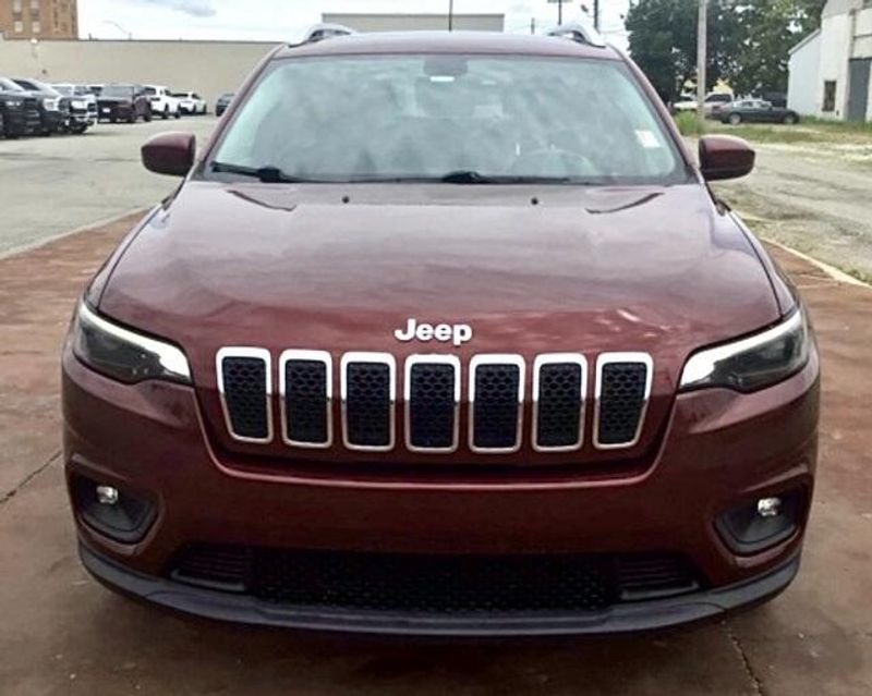 Used 2019 Jeep Cherokee LatitudeImage 9