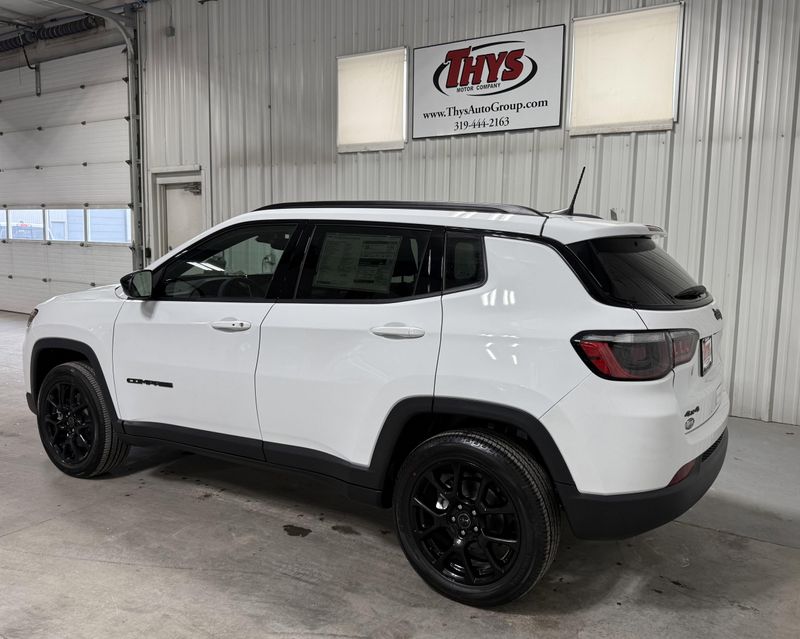 New 2026 Jeep Compass Latitude Altitude 4x4Image 14