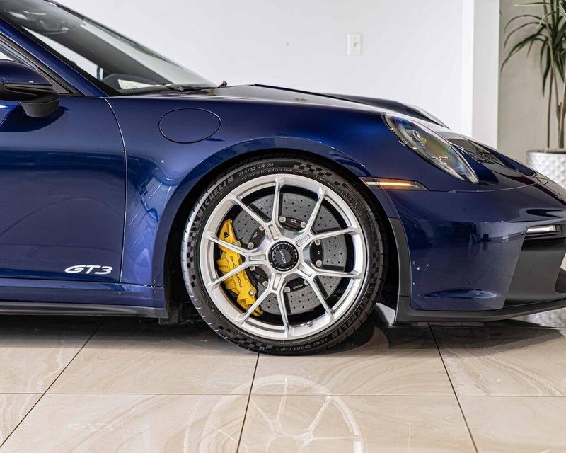 2023 Porsche 911 GT3 photo 11