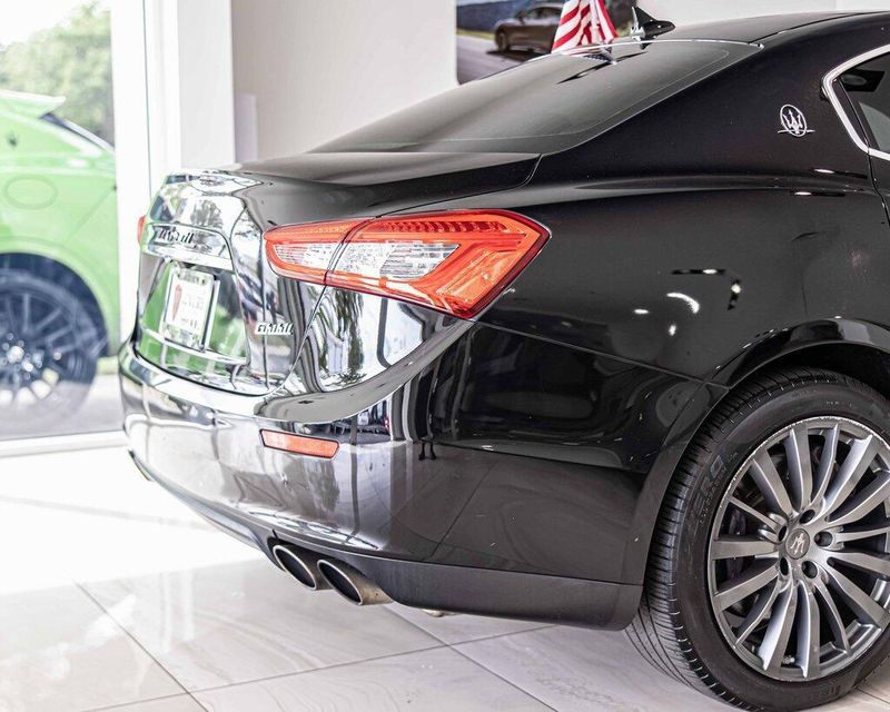 2017 Maserati Ghibli S Q4 photo 11