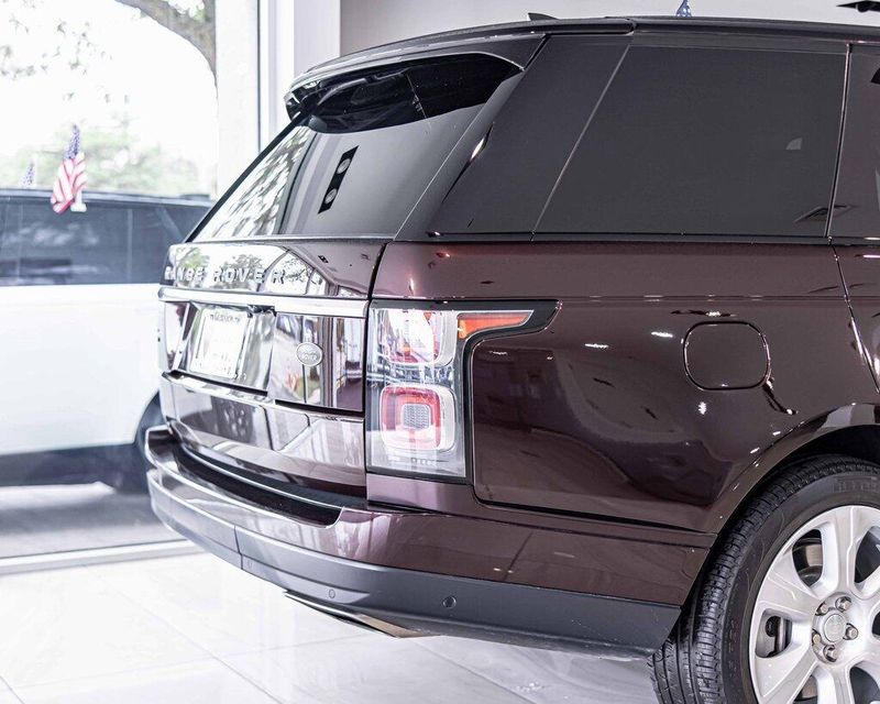 2020 Land Rover Range Rover SuperCharged photo 11
