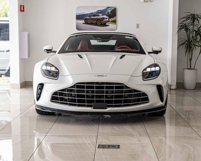 2026 Aston Martin Vantage AM6 photo 2