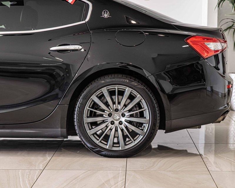2017 Maserati Ghibli S Q4 photo 6