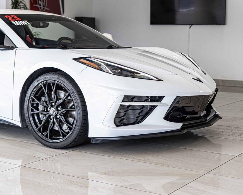 2023 Chevrolet Corvette 3LT photo 3