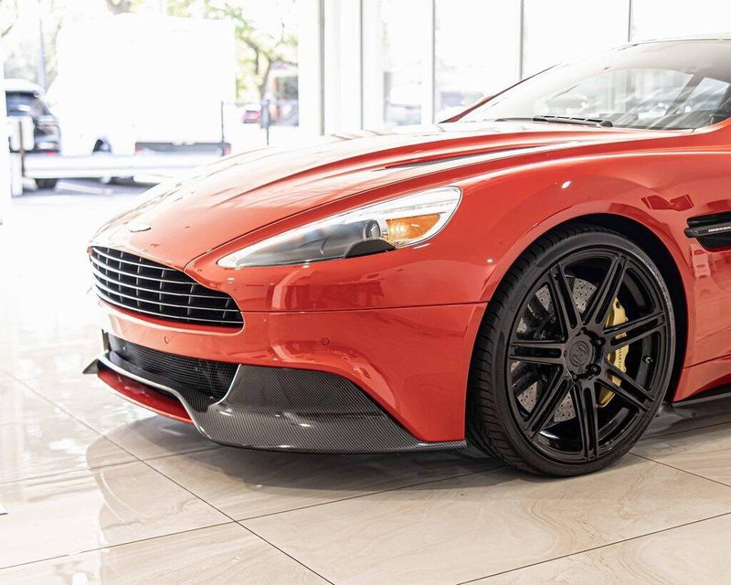2014 Aston Martin Vanquish VH3 photo 4