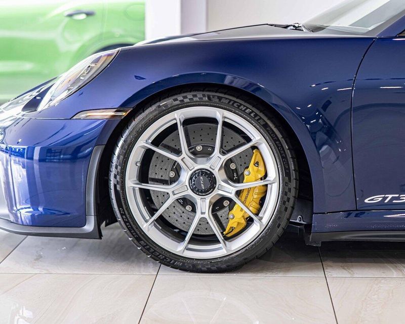 2023 Porsche 911 GT3 photo 9