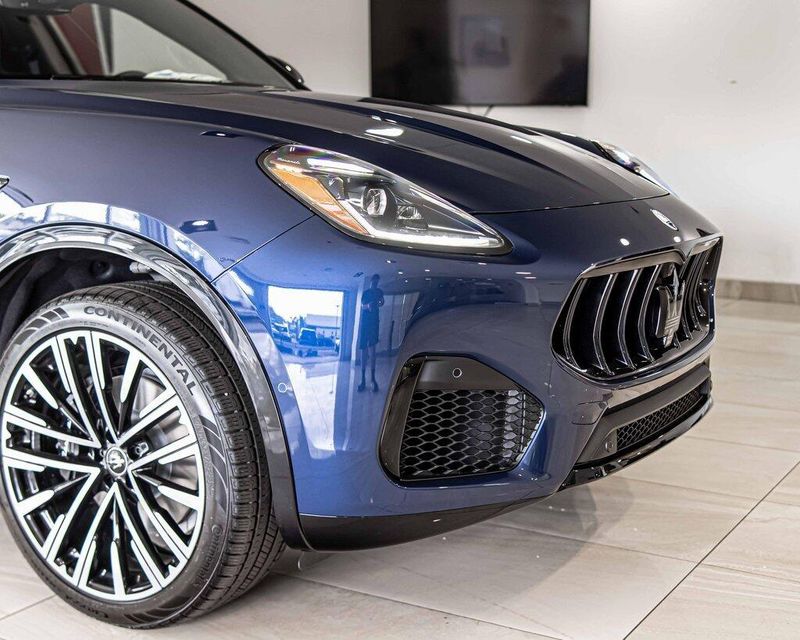 2025 Maserati Grecale Modena photo 2