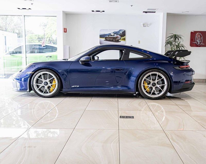 2023 Porsche 911 GT3 photo 7