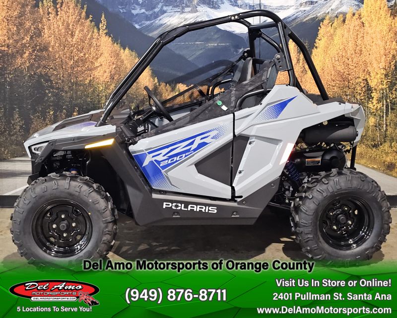 2025 Polaris RZR 200 EFI Image 5