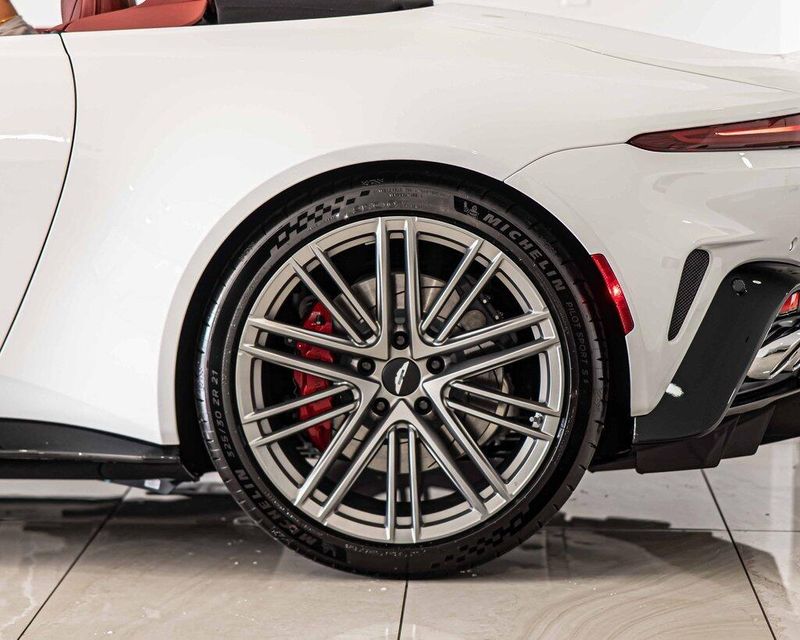 2026 Aston Martin Vantage AM6 photo 7