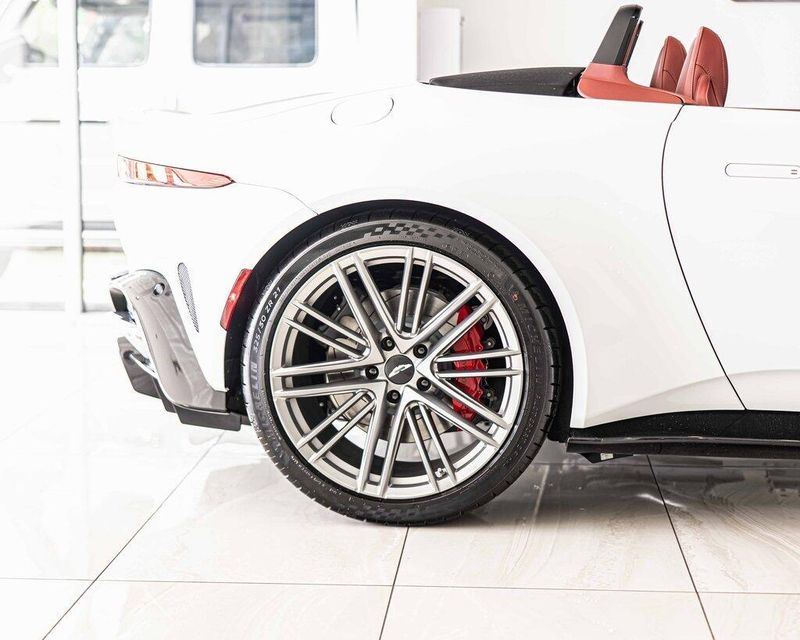 2026 Aston Martin Vantage AM6 photo 11