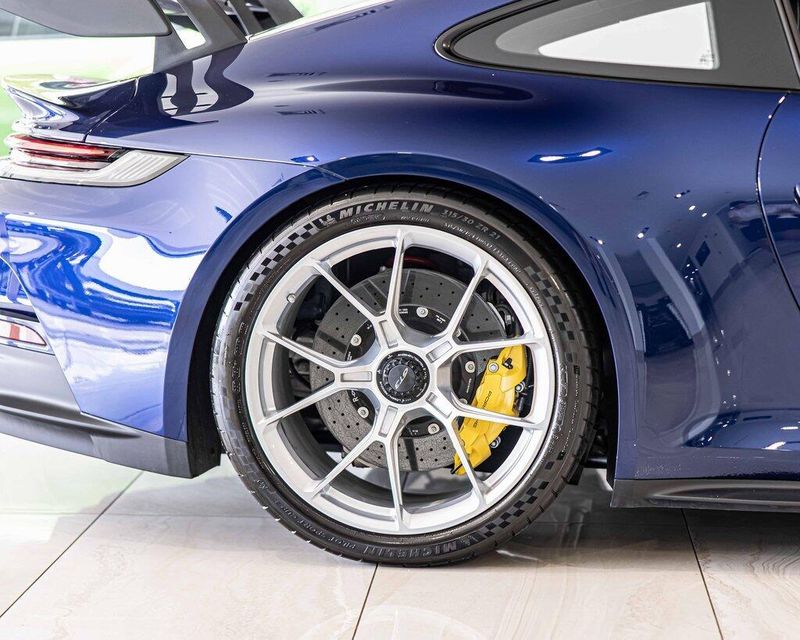 2023 Porsche 911 GT3 photo 12