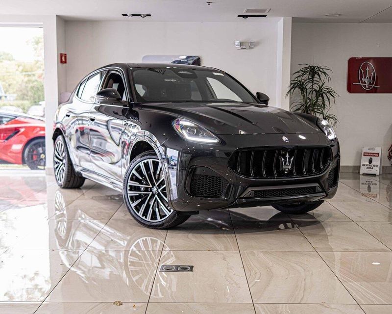 2025 Maserati Grecale Modena photo 3