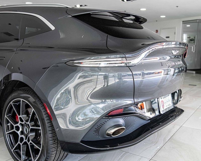 2021 Aston Martin DBX AM8 photo 14