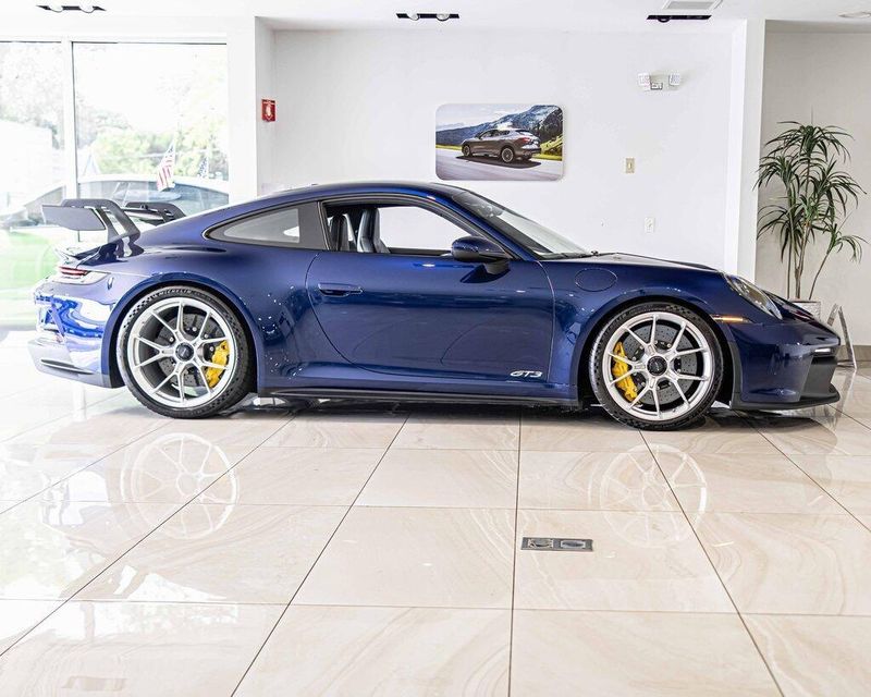 2023 Porsche 911 GT3 photo 10