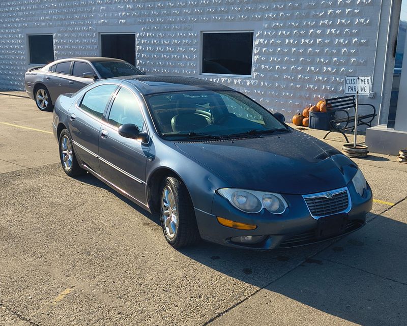 Used 2003 Chrysler 300M Image 1